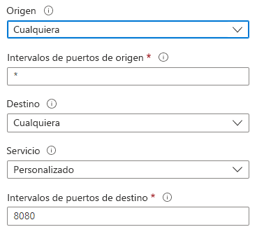 Captura de pantalla que muestra cómo definir la configuración de origen y de destino para crear una regla de seguridad en Azure Portal