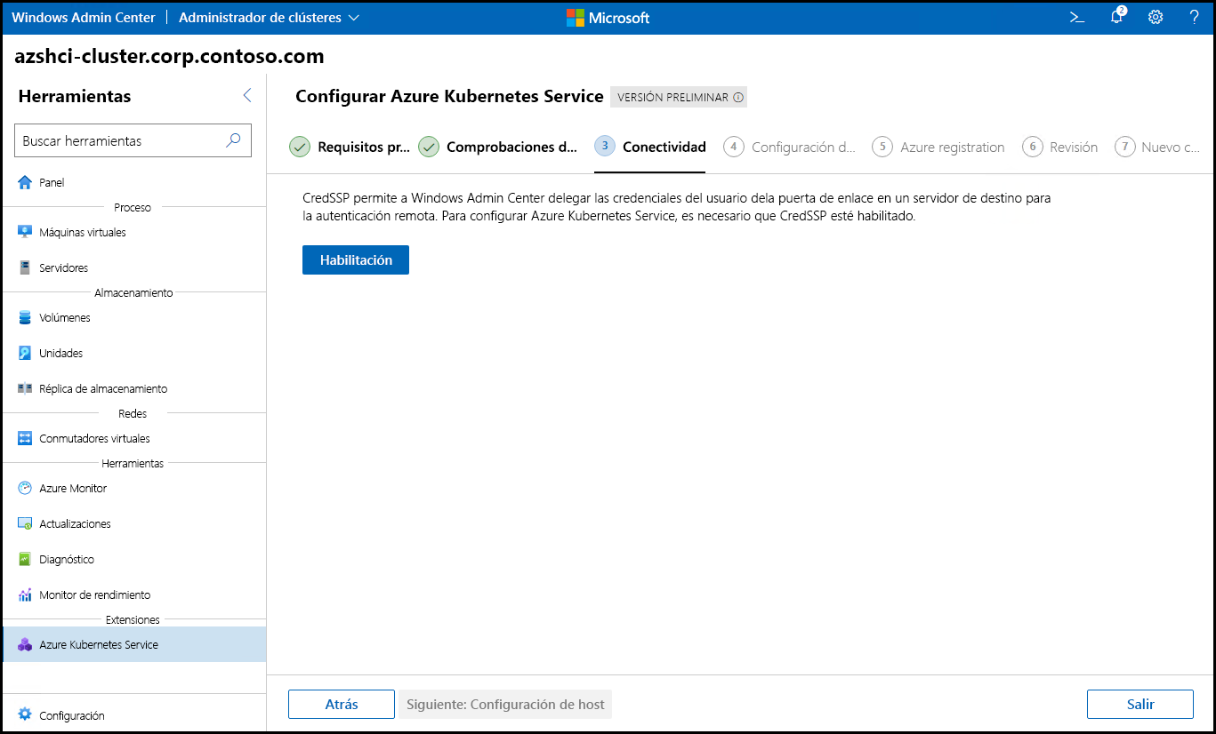 En la captura de pantalla se muestra el paso de conectividad del Asistente de configuración de Azure Kubernetes Service en Windows Admin Center.