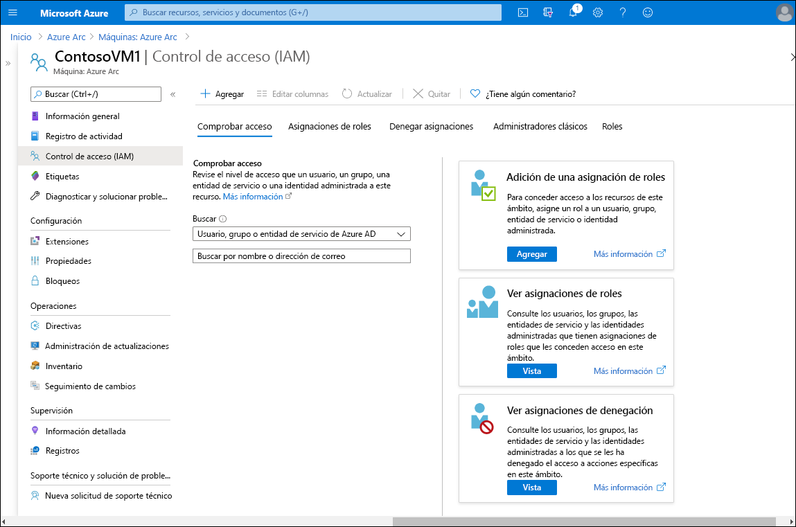 Captura de pantalla de la página de Control de acceso (IAM) en Azure Portal para la máquina virtual seleccionada: ContosoVM1. El panel de detalles tiene cinco pestañas: Comprobar acceso (seleccionada), Asignaciones de roles, Asignaciones de denegación, Administradores clásicos y Roles.