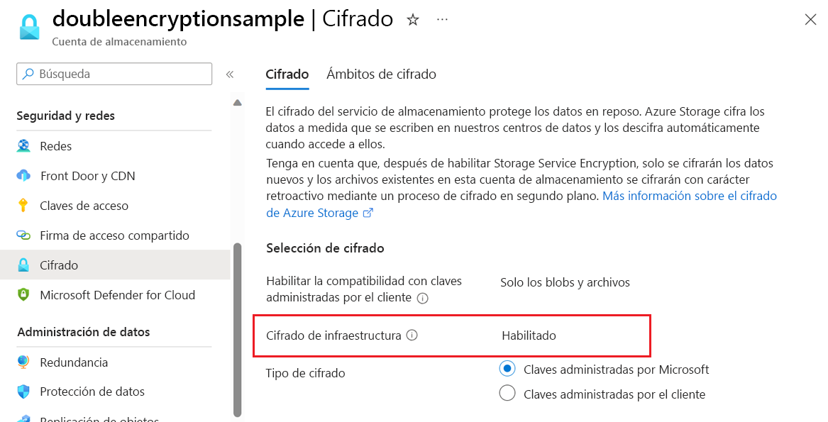 Recorte de pantalla que muestra cómo verificar que el cifrado de la infraestructura está habilitado para una cuenta de almacenamiento.