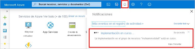 Notificación de implementación en curso en Azure Portal.