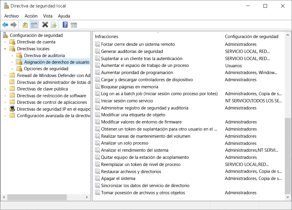 Captura de pantalla de la consola de la Directiva de seguridad local. El administrador ha seleccionado el nodo Asignación de derechos de usuario y las directivas y la configuración de seguridad se muestran en el panel de detalles.