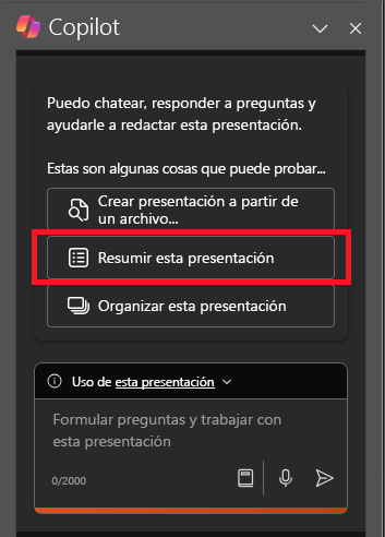 Captura de pantalla del panel copiloto en PowerPoint al abrirse por primera vez.