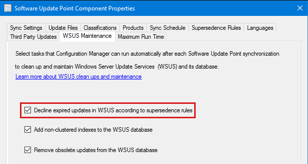 Captura de pantalla de la opción Rechazar actualizaciones expiradas en WSUS según las reglas de sustitución en la pestaña Mantenimiento de WSUS.