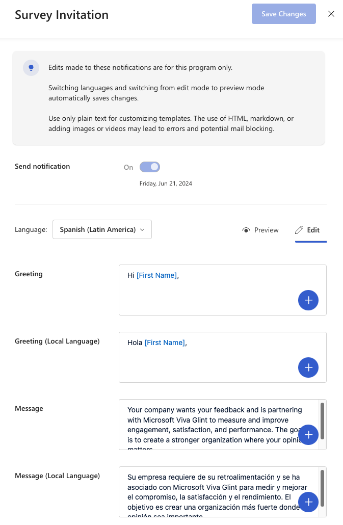 Captura de pantalla de un panel de edición de correo electrónico en dos idiomas con contenido en inglés y español agregado.