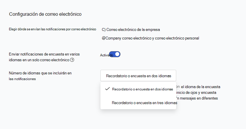 Captura de pantalla de la configuración de correo electrónico de varios idiomas en la sección Comunicaciones de la configuración de la encuesta.