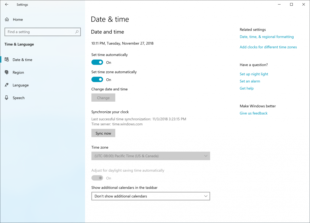 Opción para sincronizar el reloj en Configuración.