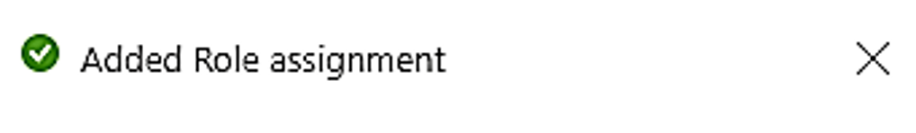 Captura de pantalla que muestra el mensaje emergente de confirmación de asignación de roles agregado.