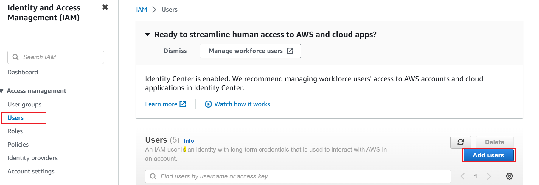 Captura de pantalla de la consola IAM de AWS, con la opción Usuarios resaltada.