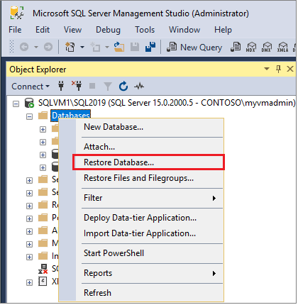 Captura de pantalla en la que se muestra cómo elegir la opción para restaurar la base de datos haciendo clic con el botón derecho en las bases de datos en el Explorador de objetos y, a continuación, seleccionar Restaurar base de datos.