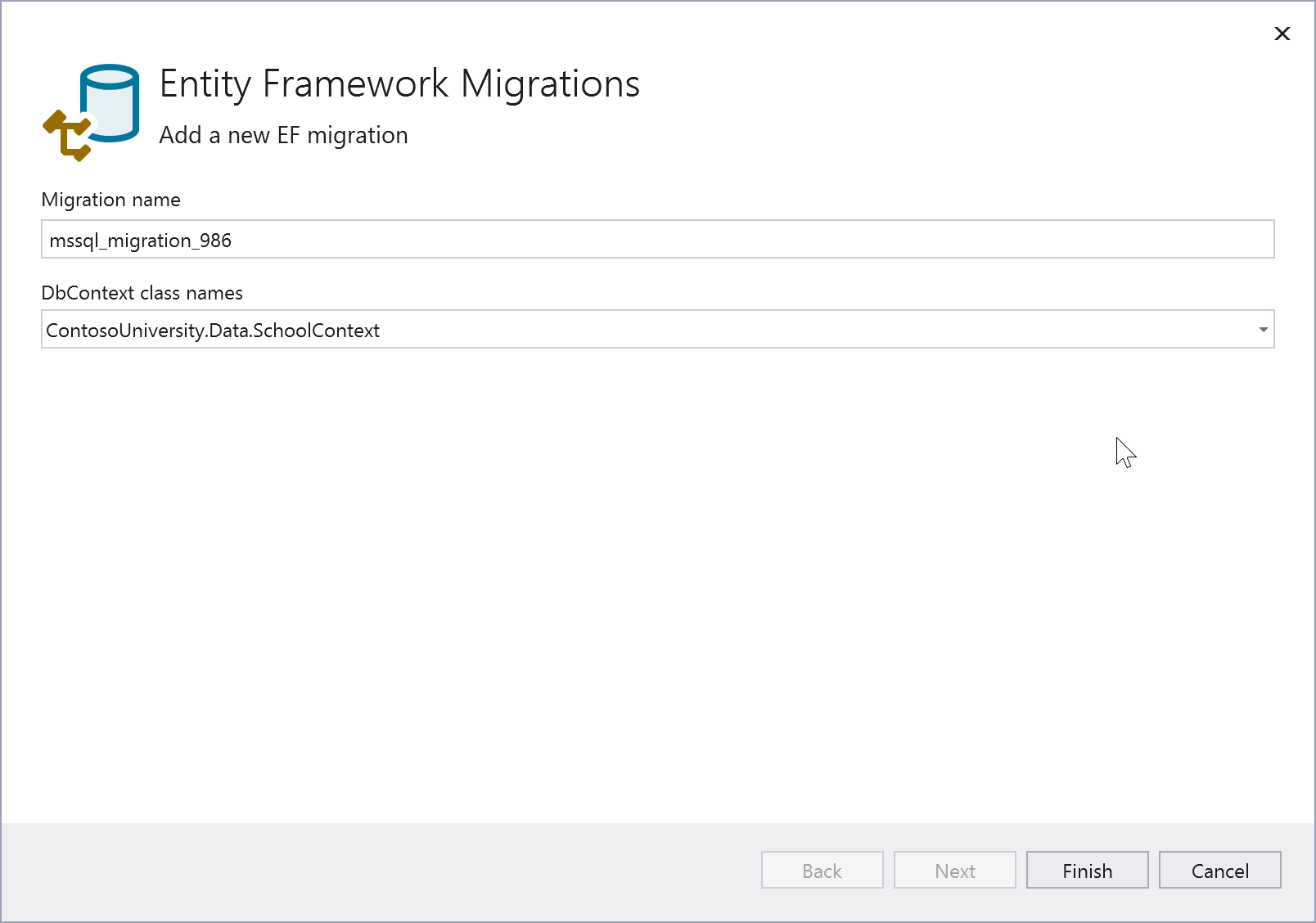 Captura de pantalla que muestra cómo agregar una migración de Entity Framework.