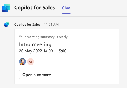 Näyttökuva Copilot for Salesin kokouksen yhteenvedon kortista.