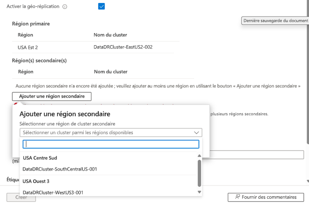 Capture d’écran de la sélection d’une région secondaire et d’un cluster dans l’interface utilisateur de création d’un espace de noms.