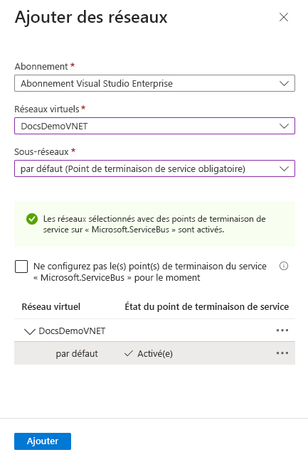 Image montrant le message de réussite de l’activation du point de terminaison de service.