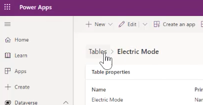 Sélectionnez Tables dans la barre de navigation.