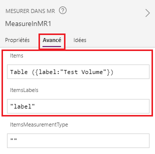 Une capture d’écran d’un contrôle Measure in 3D en construction dans Microsoft Power Apps Studio, affiché avec ses propriétés Items et ItemsLabels.