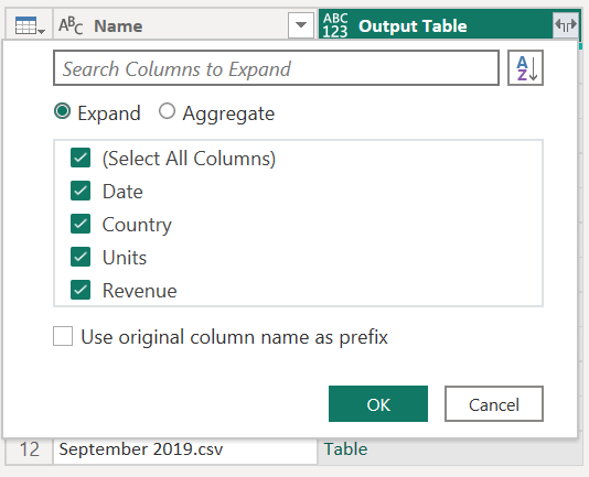 Capture d’écran de la boîte de dialogue de table de sortie développée avec toutes les colonnes de table sélectionnées.