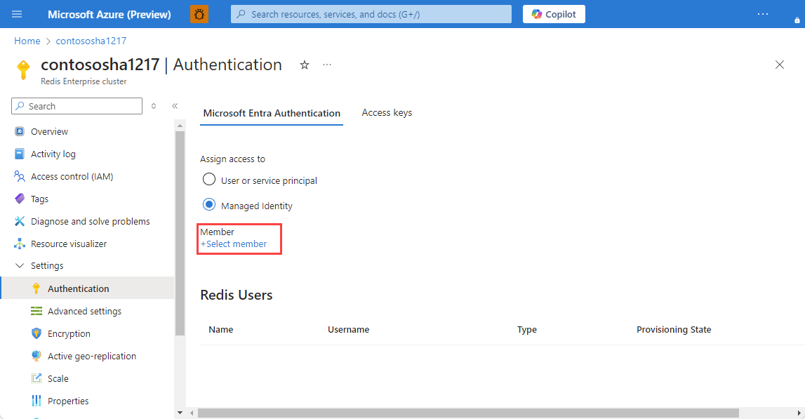 Capture d’écran illustrant l’authentification sélectionnée dans le menu Ressources et l’activation de l’authentification Microsoft Entra cochée.