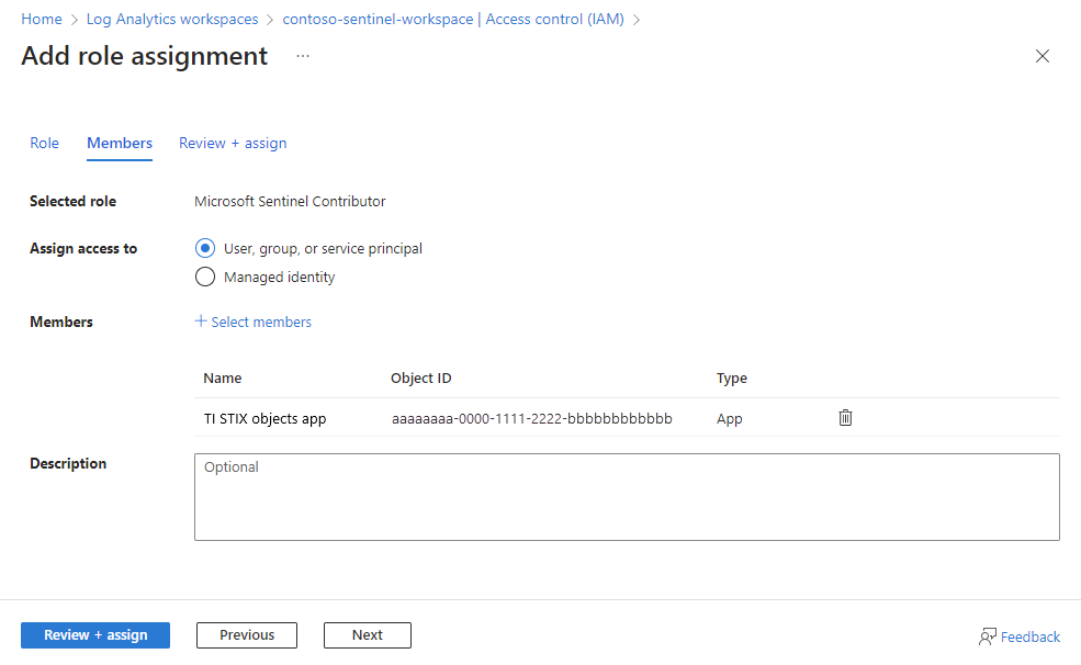 Capture d’écran montrant le rôle de Contributeur Microsoft Sentinel attribué à l’application au niveau de l’espace de travail.