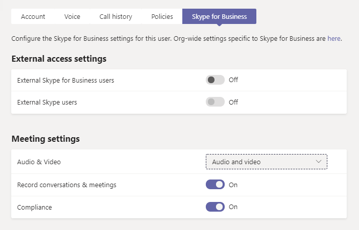 Capture d’écran de l’onglet Skype Entreprise sur la page des détails de l’utilisateur.