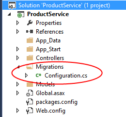 Capture d’écran du menu du service produit de l’Explorateur de solutions, circonstant le dossier récemment ajouté appelé migrations et montrant le fichier qu’il contient.