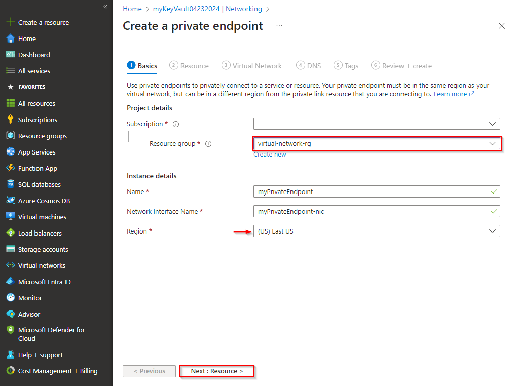 Une capture d’écran montrant comment configurer l’onglet de base lors de la création d’une nouvelle instance de point de terminaison privé pour votre Azure Key Vault.