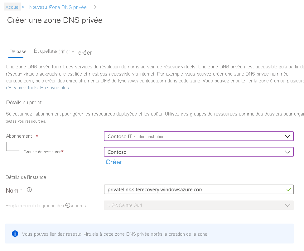 Montre l’onglet Général de la page Créer une zone DNS privée et les détails de projet associés dans le portail Azure