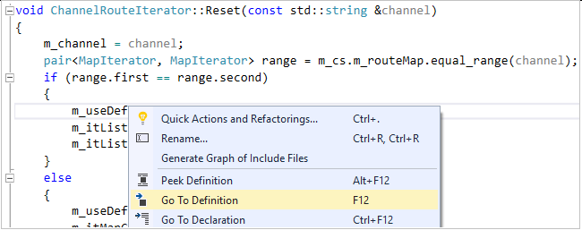 Capture d’écran des options qui s’affichent lorsque vous cliquez avec le bouton droit sur un élément de code. Inclut Atteindre la définition, Aperçu de la définition et Atteindre la déclaration.