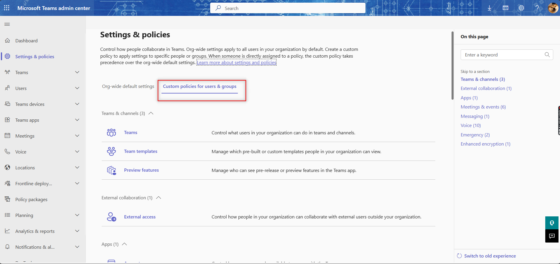 Capture d’écran des stratégies personnalisées pour les utilisateurs & la page d’accueil des groupes