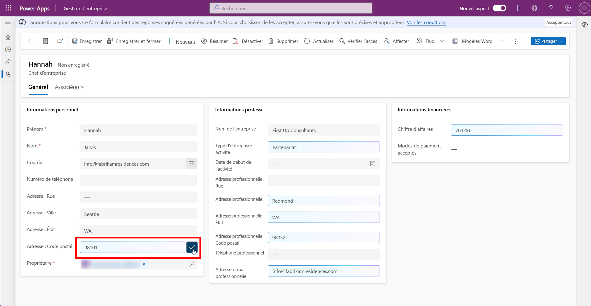 Capture d’écran montrant une suggestion de remplissage de formulaire spécifique acceptée.