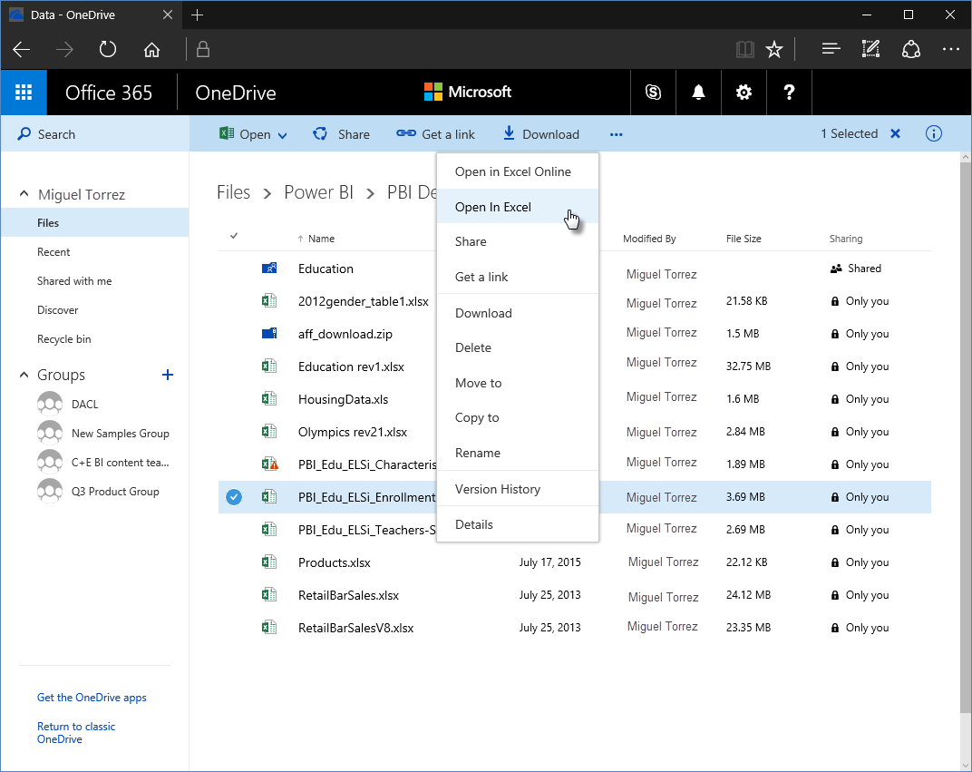 Capture d’écran de OneDrive dans un navigateur montrant la sélection Ouvrir dans Excel.