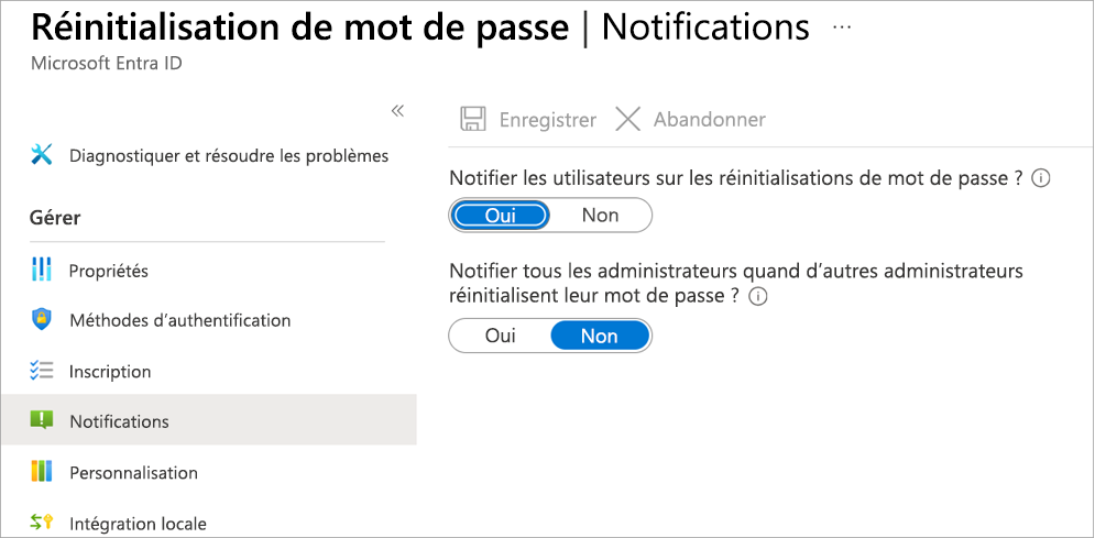 Capture d’écran du panneau Réinitialisation du mot de passe affichant les options de notification, avec l’option Notification sélectionnée.