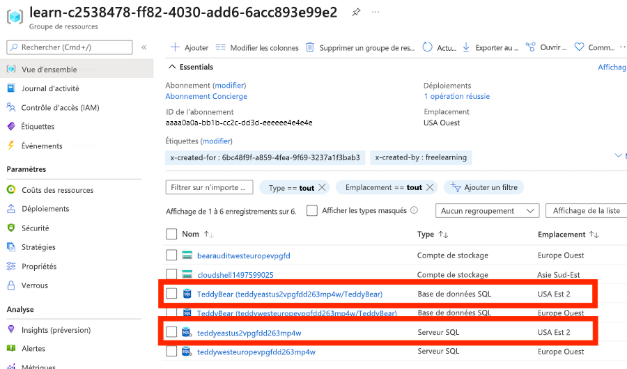 Capture d’écran du portail Azure, montrant le déploiement des serveurs logiques et des bases de données à différents emplacements.