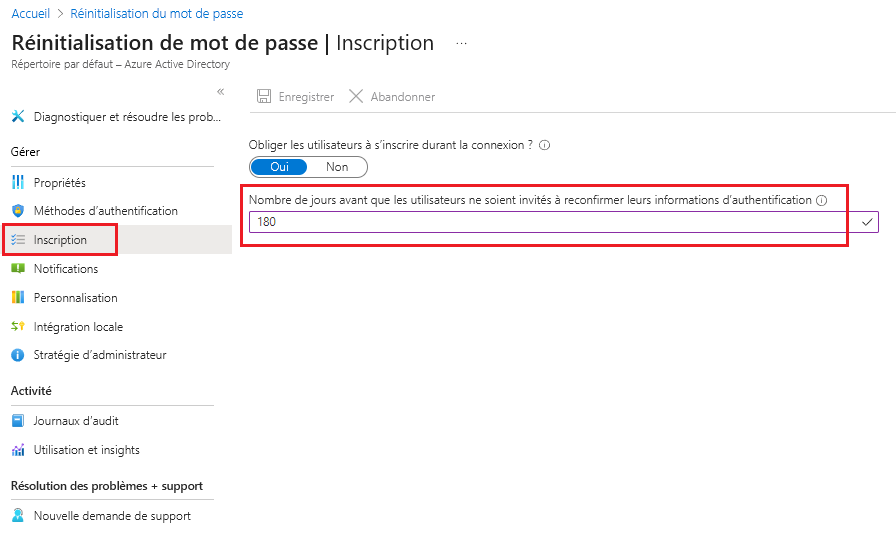 Capture d’écran du portail Azure montrant le formulaire définissant le nombre de jours avant reconfirmation des informations d’authentification.