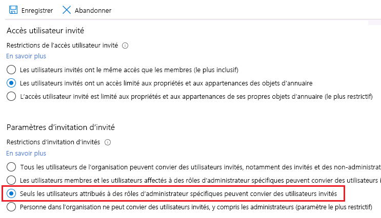 Capture d’écran montrant les paramètres d’invitation d’utilisateurs avec l’option Seuls les utilisateurs avec des rôles d’administrateur spécifiques peuvent convier des utilisateurs invités sélectionnée.