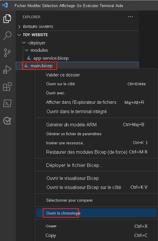 Capture d’écran de Visual Studio Code qui affiche le panneau Explorer, avec le menu contextuel affiché pour le fichier main.bicep et l’élément de menu Chronologie mis en surbrillance.