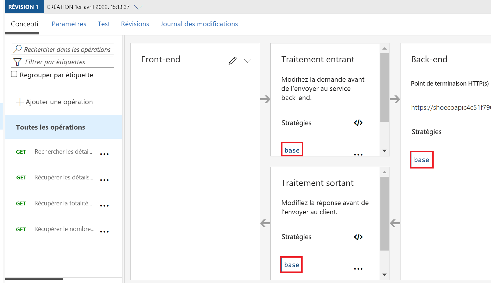 Capture d’écran du portail Azure montrant la configuration d’API pour toutes les opérations avec des stratégies de base mises en évidence pour les sections entrantes, sortantes et back-end.