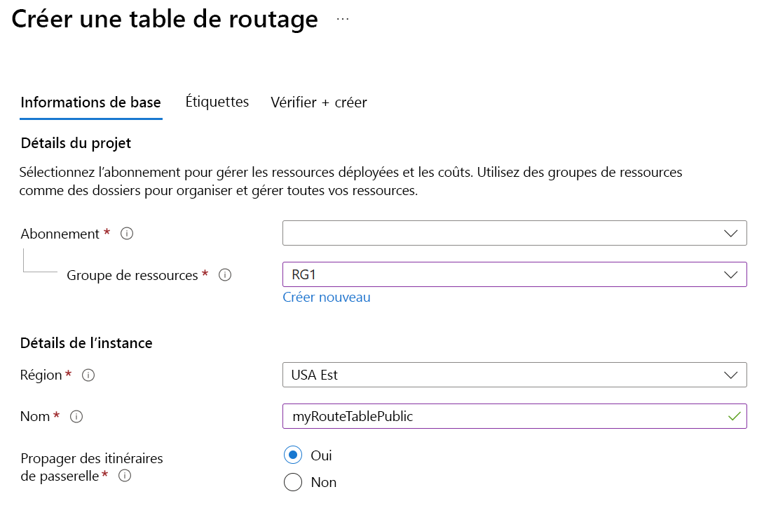 Capture d’écran du volet de la table de routage dans le portail Azure.