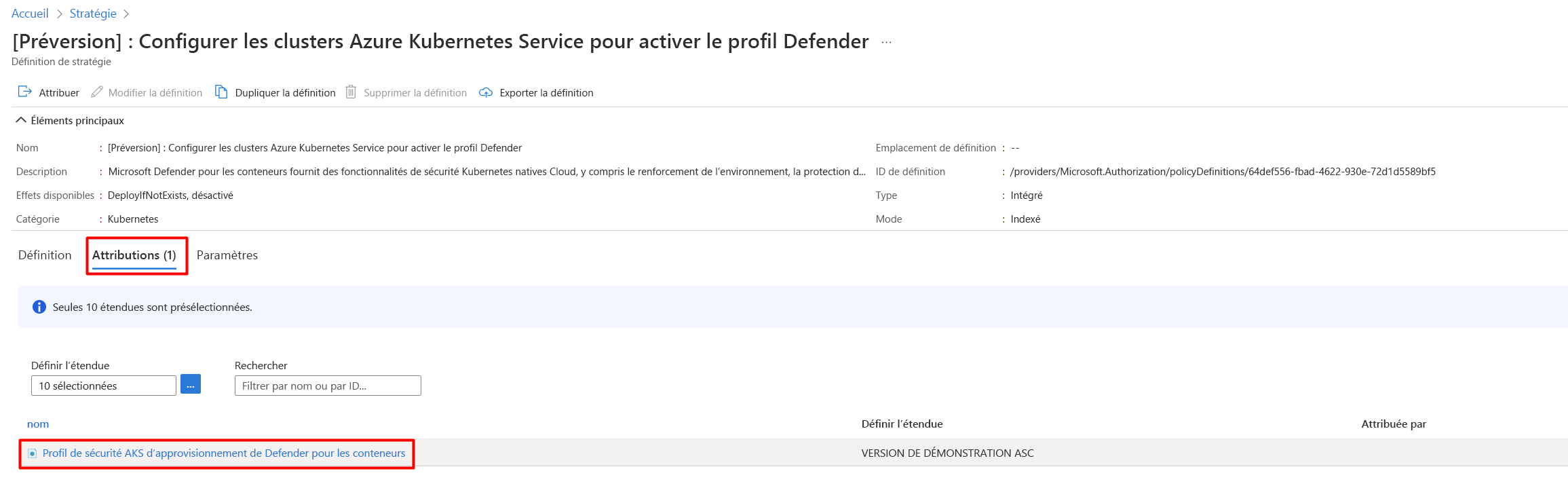 Capture d’écran illustrant comment attribuer une affectation d’espace de travail personnalisé à partir de la page de définition Stratégie.