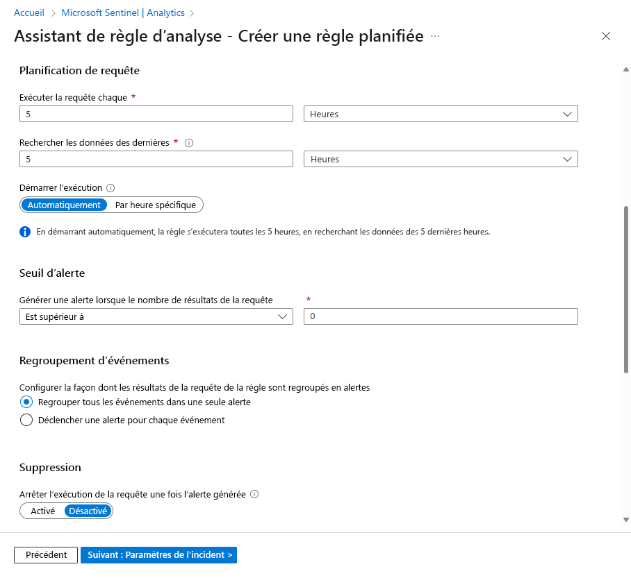 Capture d’écran montrant un exemple de création d’une règle planifiée.