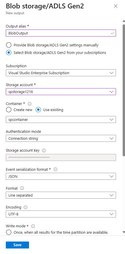 Screenshot che mostra la pagina **Nuovo output** per immettere le informazioni sull'account di archiviazione di Azure.