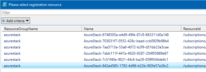 Screenshot che mostra un elenco di tutte le registrazioni di Azure Stack disponibili nella sottoscrizione selezionata.