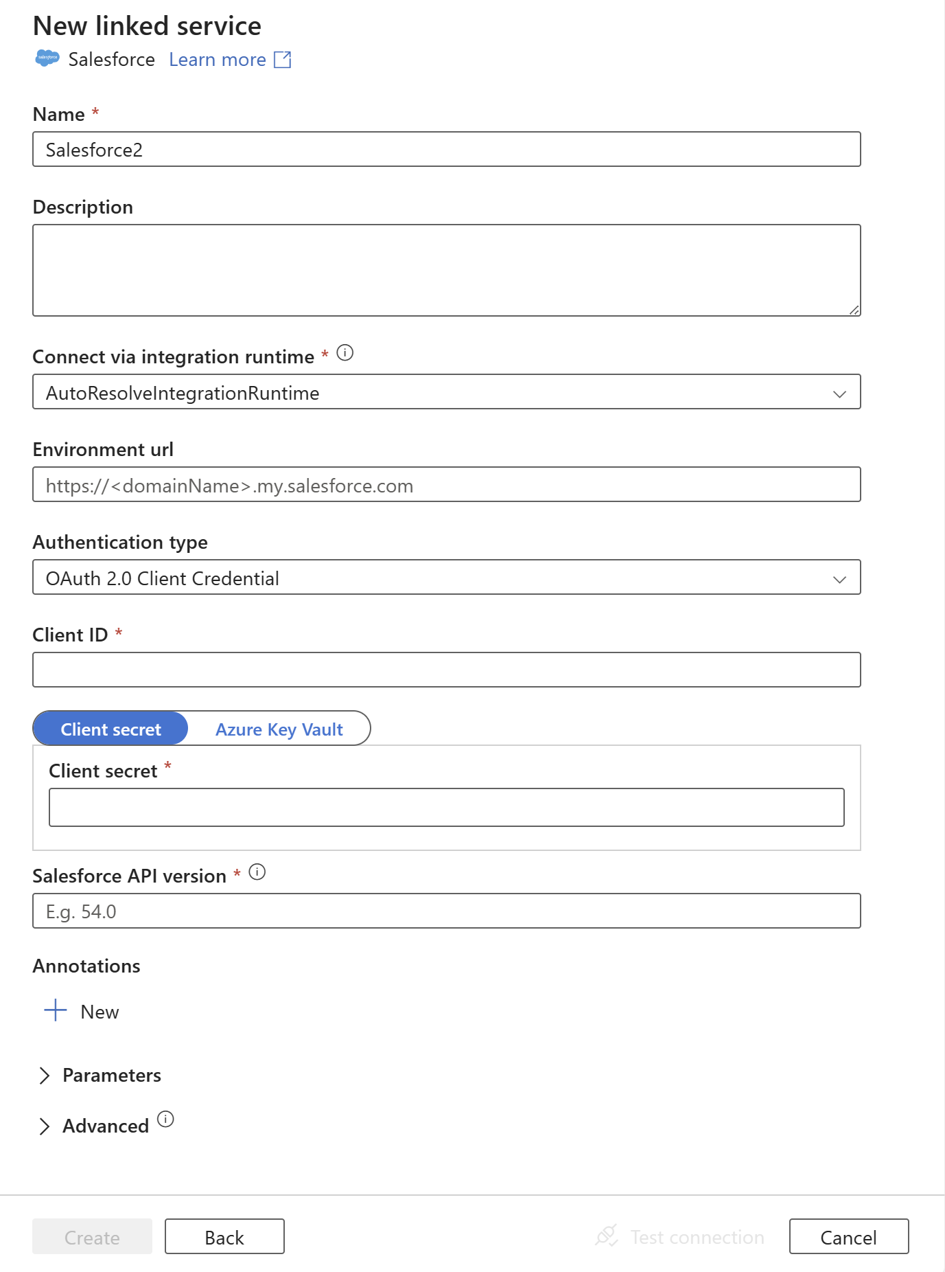 Screenshot della configurazione del servizio collegato per Salesforce.