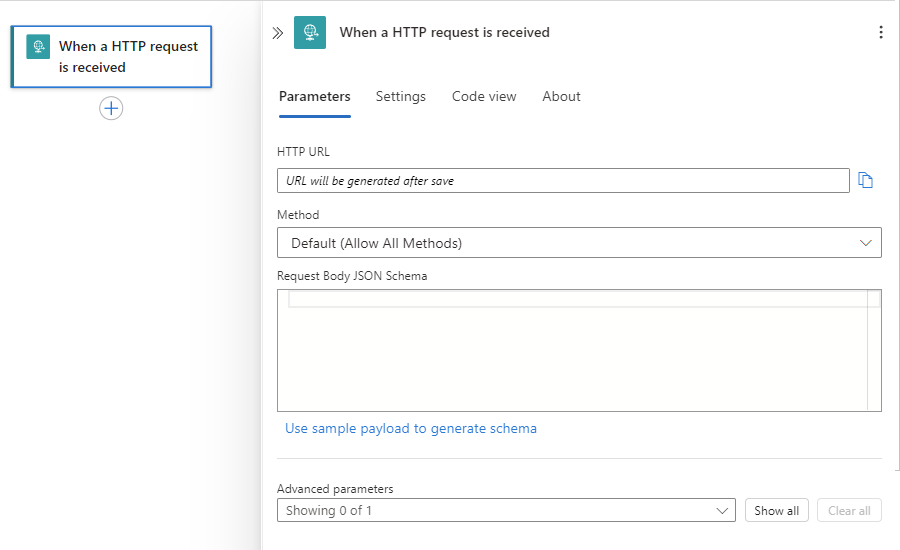 Screenshot che mostra la finestra di progettazione del flusso di lavoro, il trigger di richiesta e il riquadro informazioni sul trigger aperto.