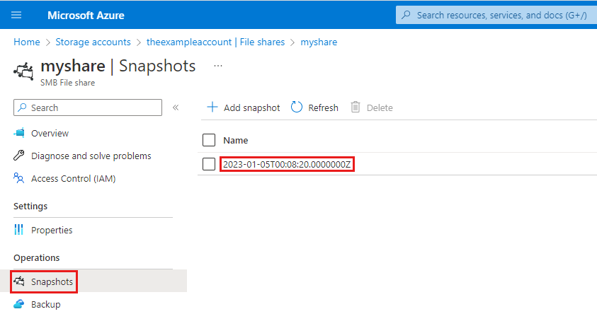 Screenshot che mostra come individuare il nome e il timestamp di uno snapshot di condivisione file nel portale di Azure.