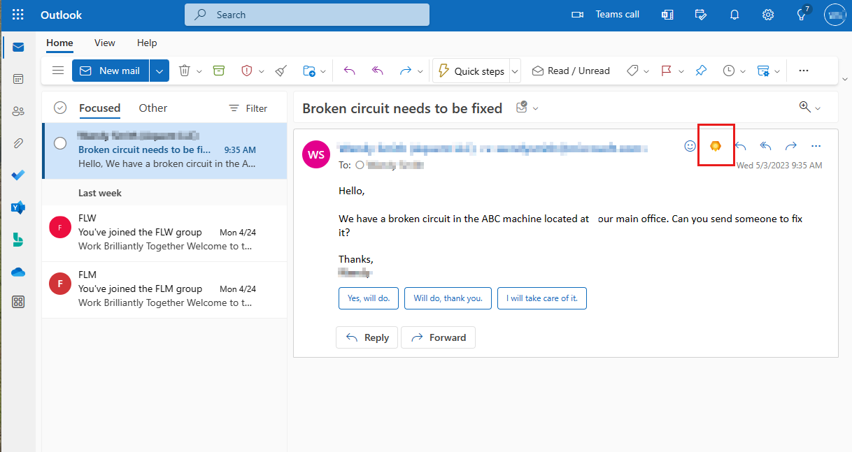 Screenshot di un'e-mail in Outlook sul Web, con l'icona Field Service evidenziata.