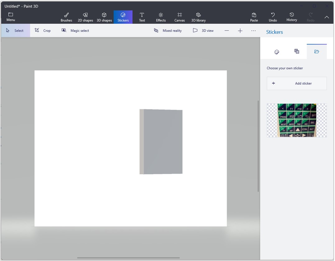 Screenshot di Paint 3D con il comando Adesivi evidenziato.