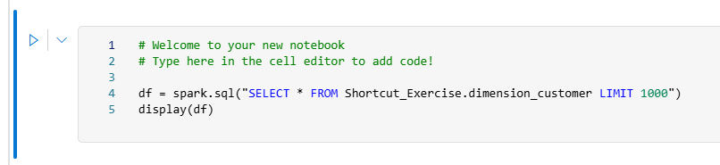 Screenshot della query del notebook che mostra la query PySpark generata automaticamente.