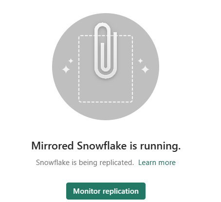 Screenshot del portale di Fabric che mostra che Snowflake con mirroring è in esecuzione. Il pulsante Monitor mirroring è visibile.