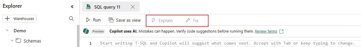 Screenshot del portale di Fabric che mostra i pulsanti Spiega e Correggi su una nuova scheda query SQL vuota.